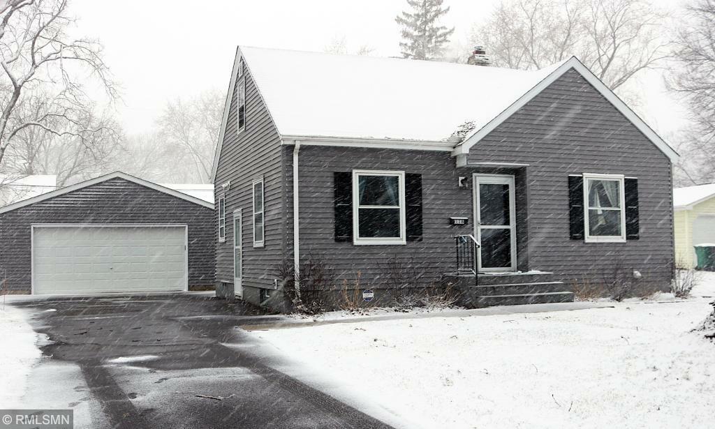 Property Photo:  118 Park Lane  MN 55343 