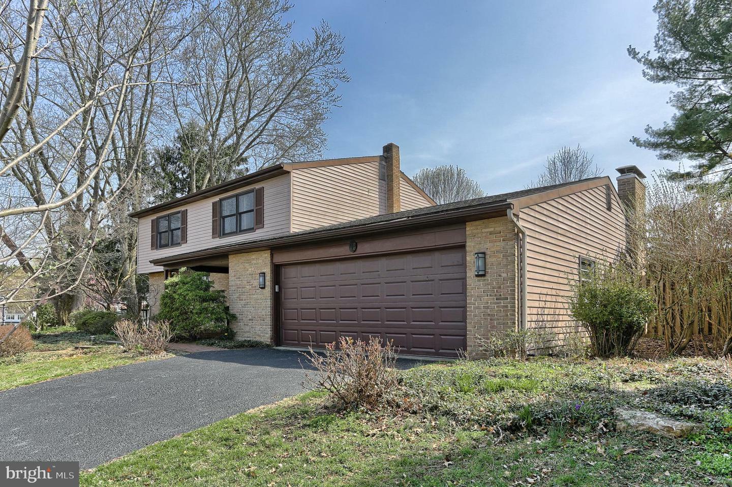 Property Photo:  3802 Oxbow Drive  PA 17011 