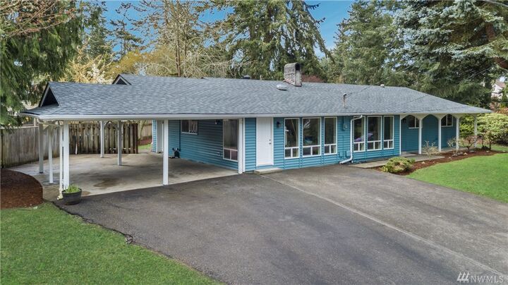 Property Photo:  386 Lake Louise Dr SW  WA 98498 