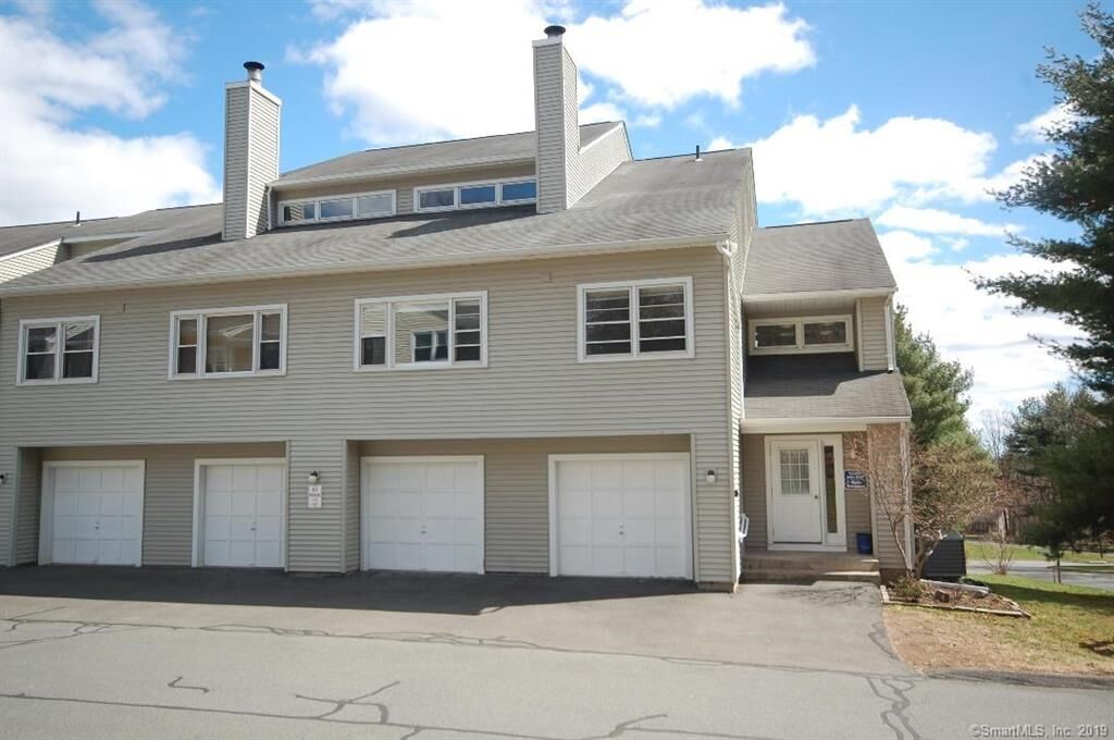 Property Photo: 312 Carlton Lane 312 CT 06066