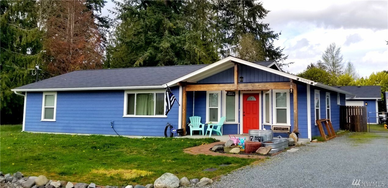 Property Photo:  3909 98th St E  WA 98446 