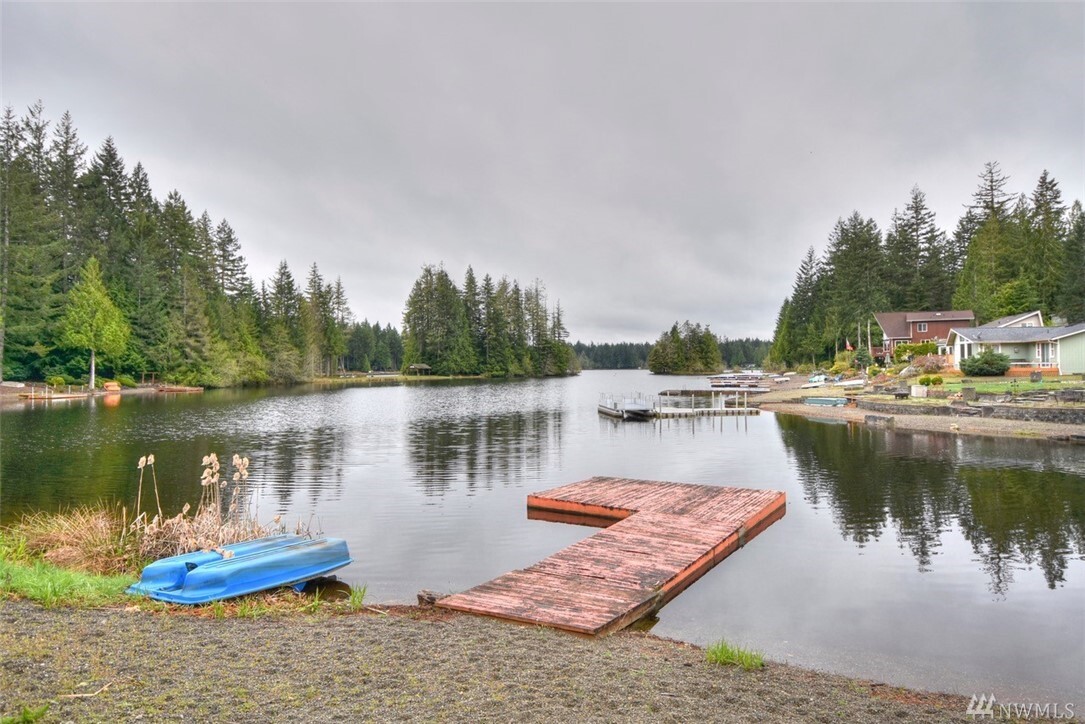Property Photo: 1950 E Saint Andrews Dr N WA 98584