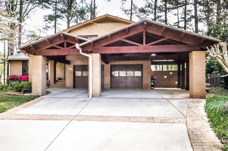 Property Photo:  2127 Seaman Circle   30341 