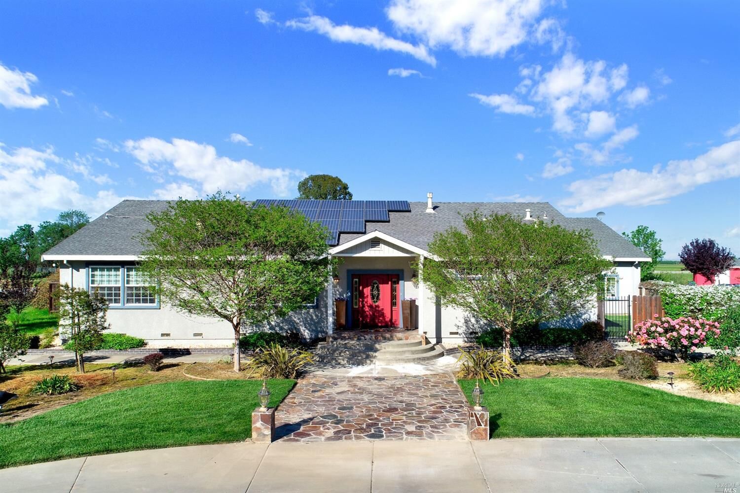 Property Photo:  8336 Kobert Road  CA 95694 