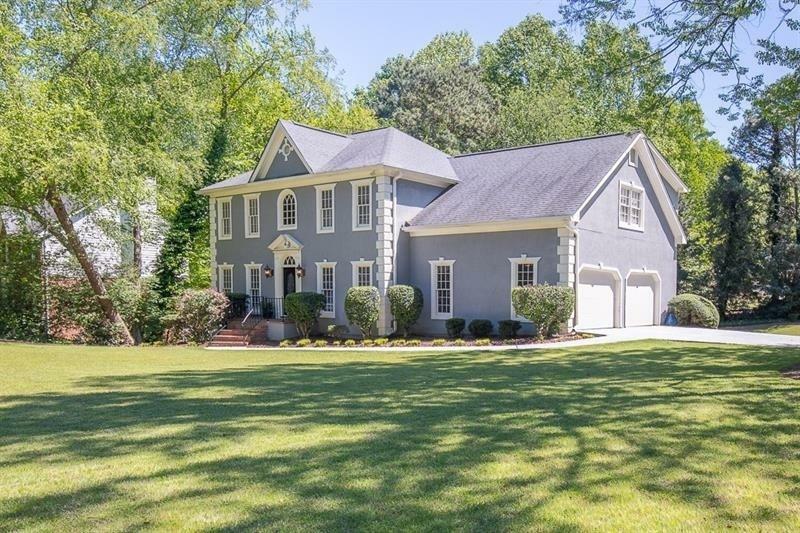 Property Photo: 2835 Arborwoods Drive 30022