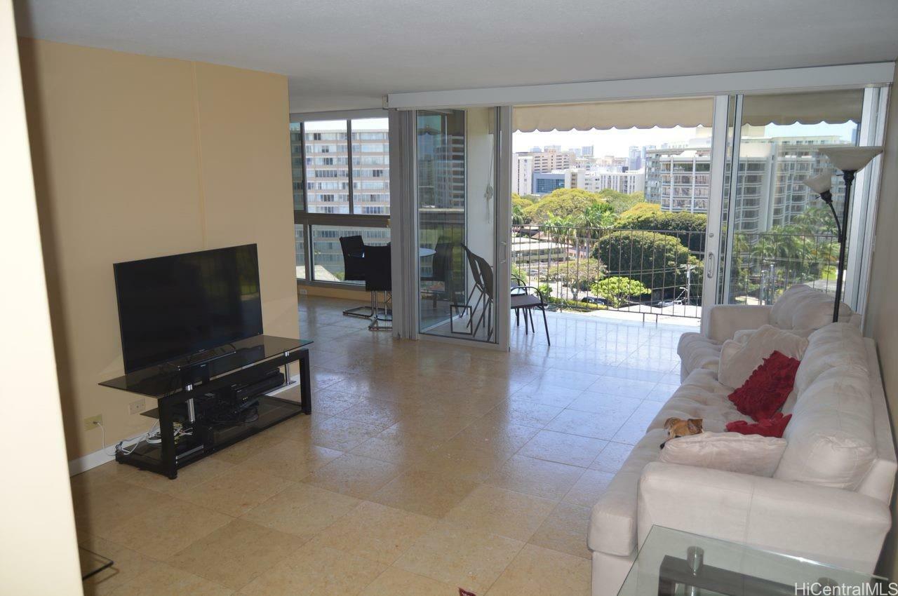 Property Photo:  1634 Makiki Street 1001  HI 96822 