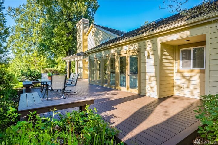 Property Photo:  5711 Sanderling Wy  WA 98230 