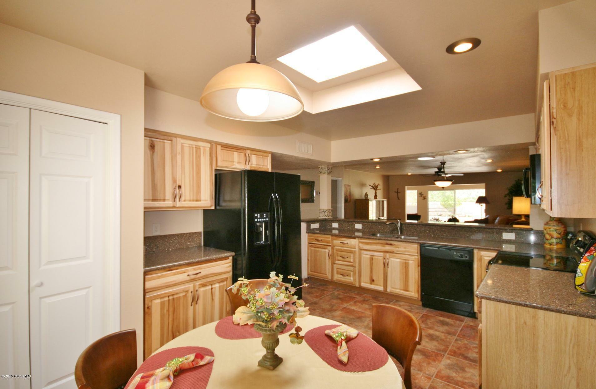 Property Photo:  910 W Circulo Napa  AZ 85614 