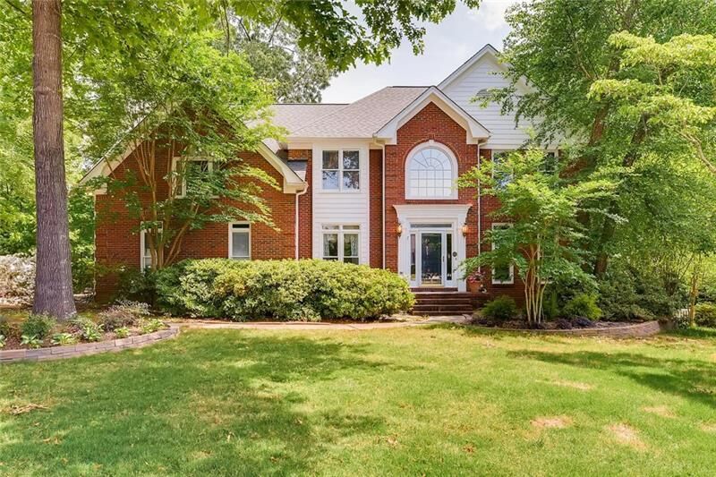 Property Photo: 4036 Brockett Oaks 30084