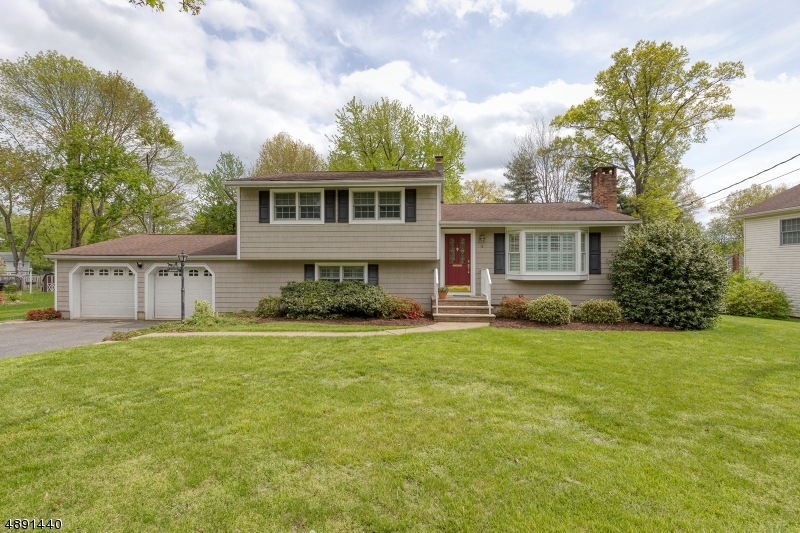 Property Photo:  16 Pinch Brook Dr  NJ 07932 