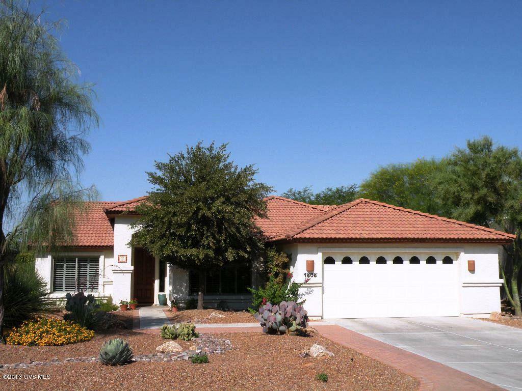 Property Photo:  1808 E Desert Lark Pass  AZ 85614 