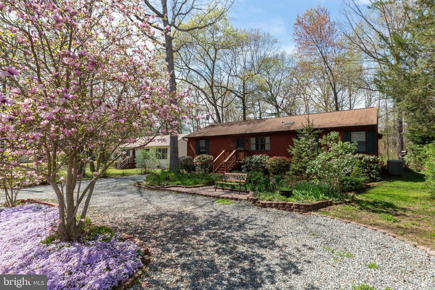 Property Photo:  117 Yorktown Drive  VA 22546 