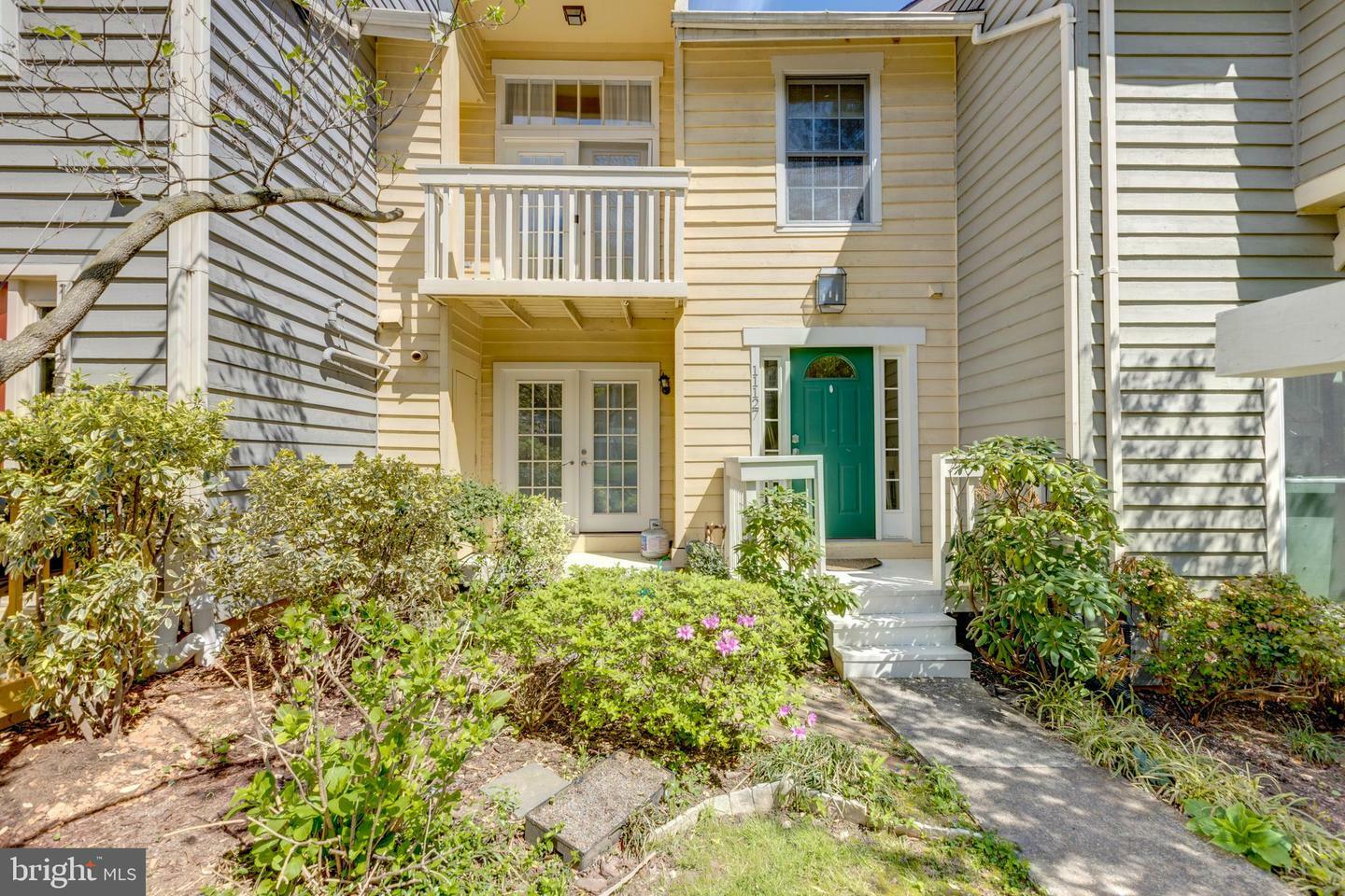 Property Photo: 11127 Lake Chapel Lane VA 20191