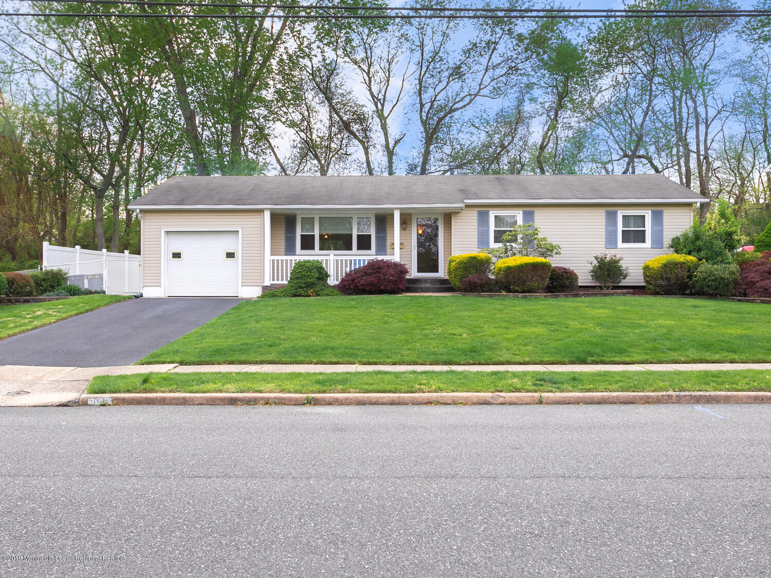 Property Photo: 160 Susan Drive NJ 08527
