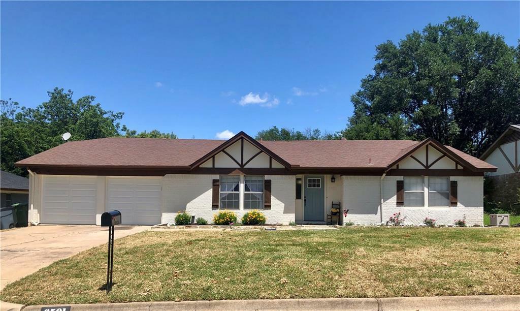 Property Photo: 6501 Cliffside Drive TX 76180