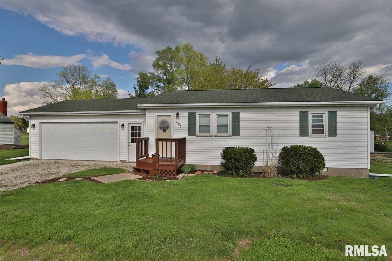 Property Photo:  606 S Glasford  IL 61533 