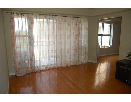 Property Photo:  170 Gore Street 517  MA 02141 