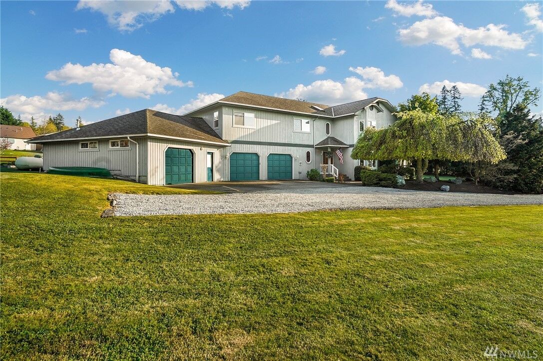 Property Photo: 19496 Conway Hill Rd WA 98274