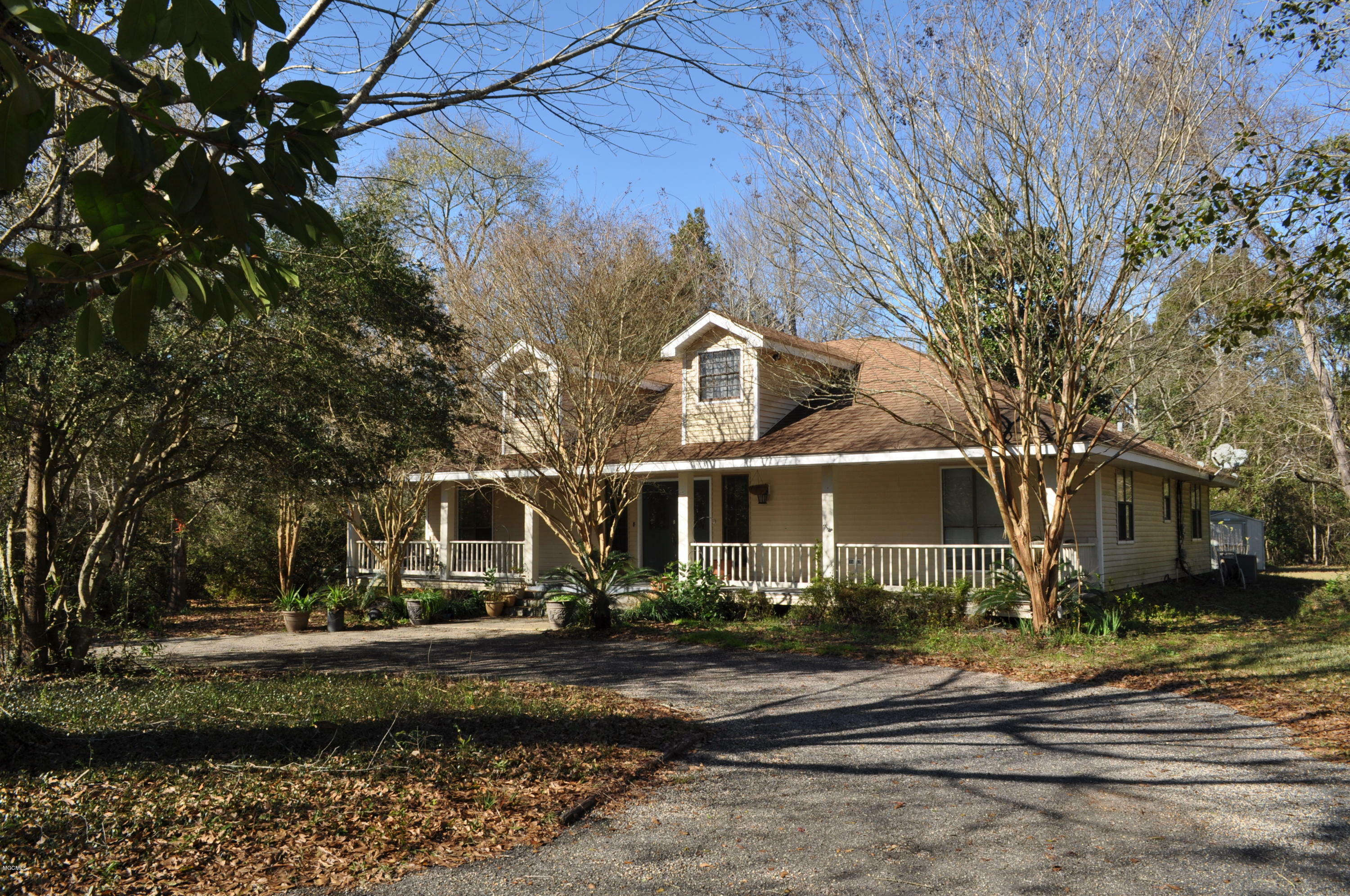 Property Photo:  26264 Walnut Road  MS 39571 