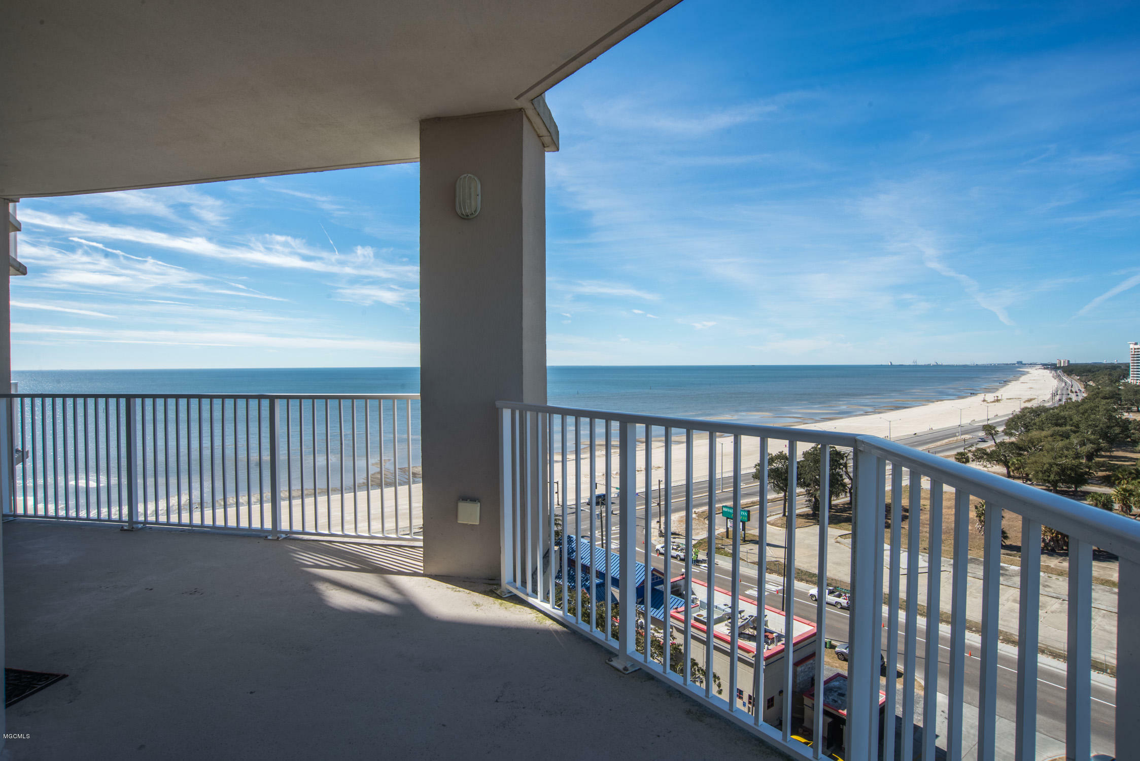 Property Photo:  2668 Beach Boulevard  MS 39531 