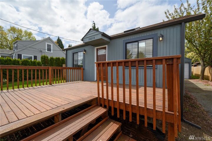 10213 Occidental Ave S  Seattle WA 98168 photo