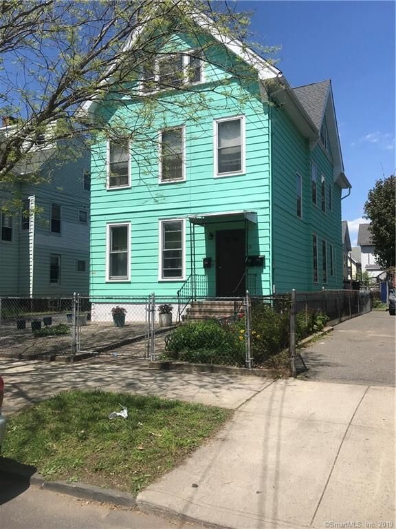 Property Photo:  23 Lamberton Street  CT 06519 