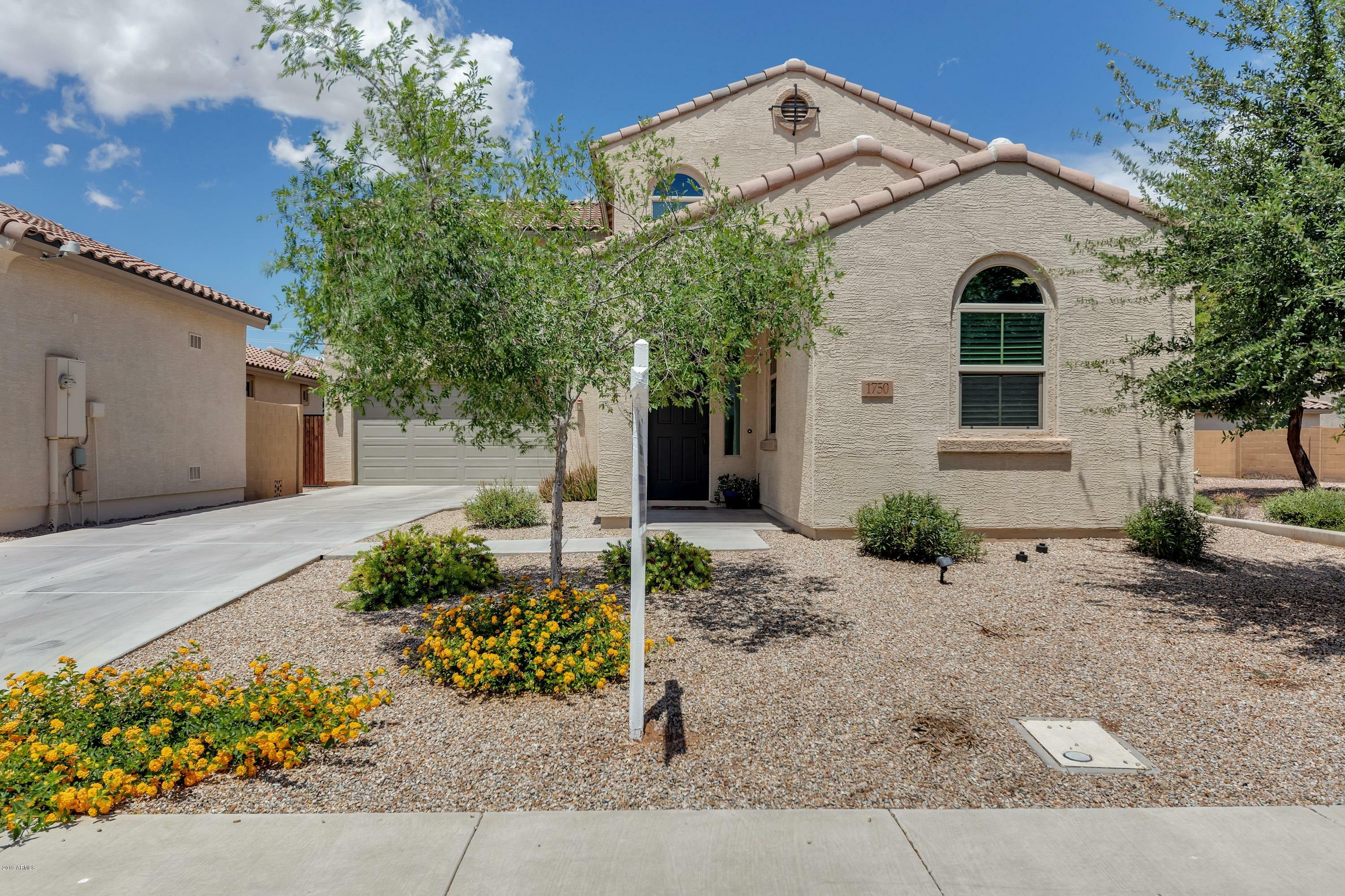 Property Photo:  1750 W Flamingo Drive  AZ 85286 