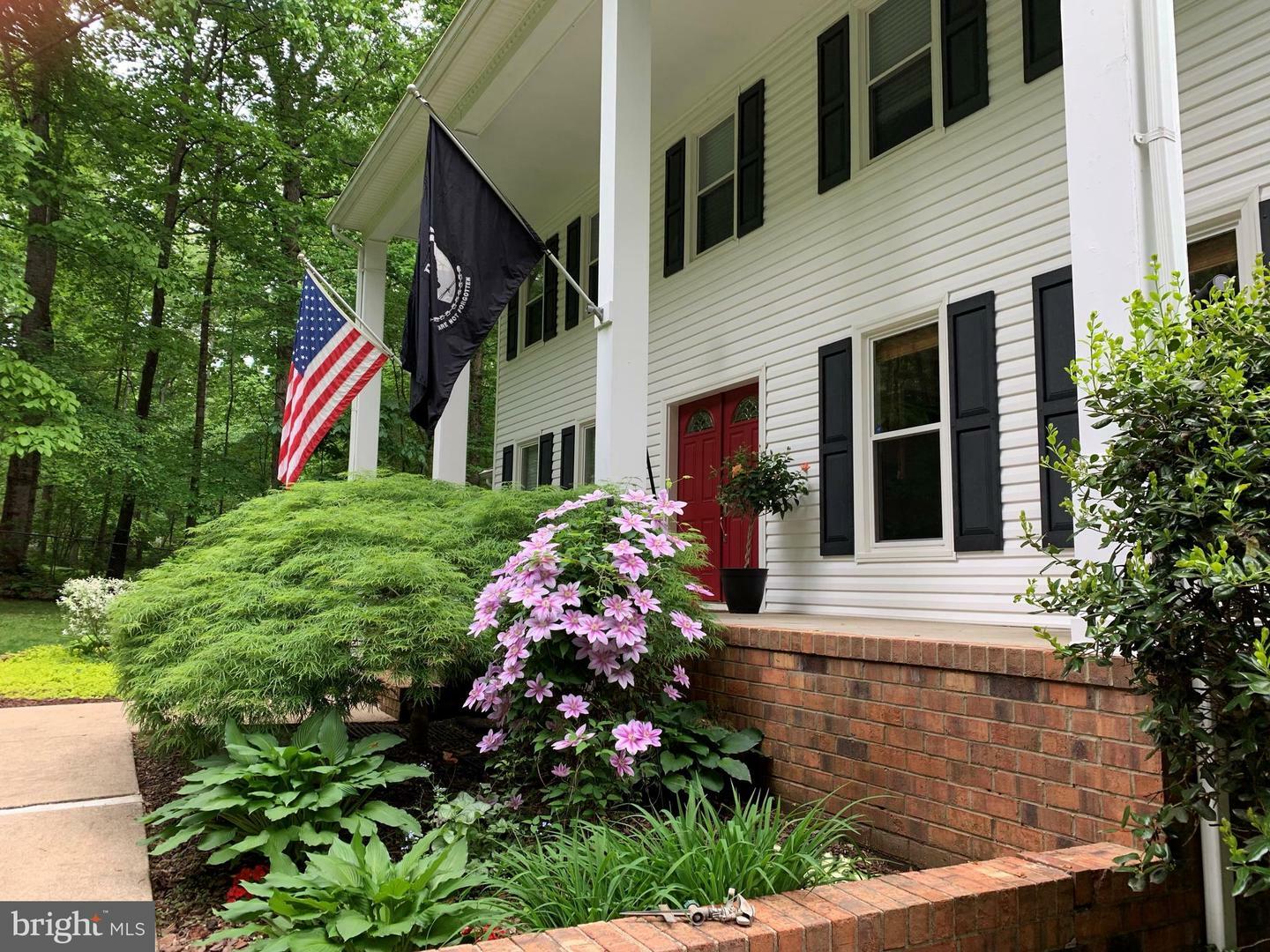 Property Photo:  306 Montpelier Drive  VA 22556 