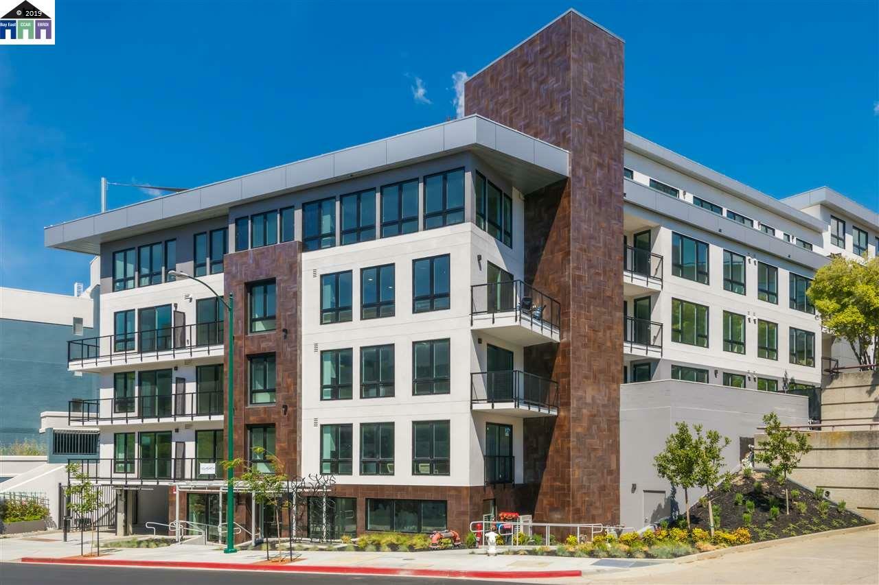 Property Photo: 1605 Riviera Avenue #402 CA 94596