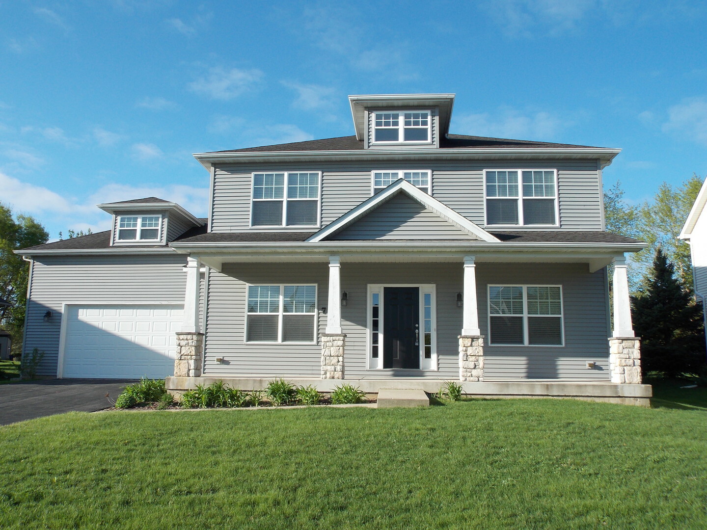Property Photo: 736 Arrowhead Drive IL 60560