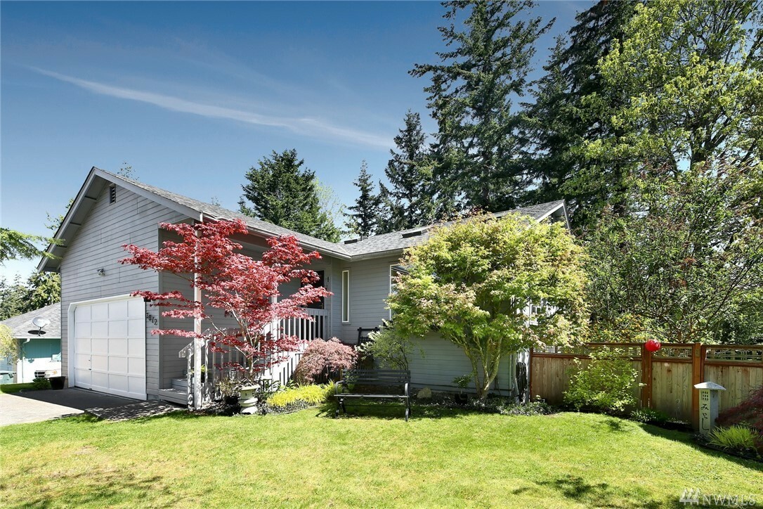 Property Photo:  3872 Levitt St  WA 98226 