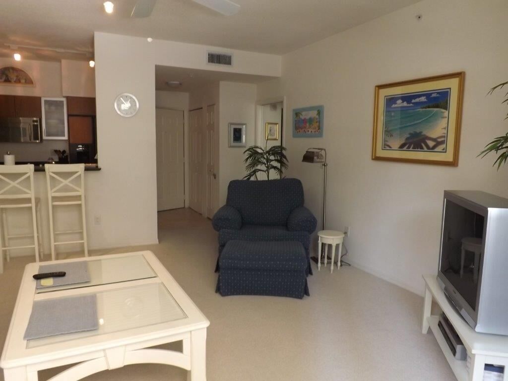 Property Photo:  233 S Federal Highway 302  FL 33432 