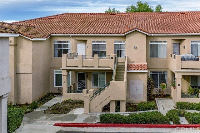 Property Photo:  65 Whippoorwill Lane  CA 92656 