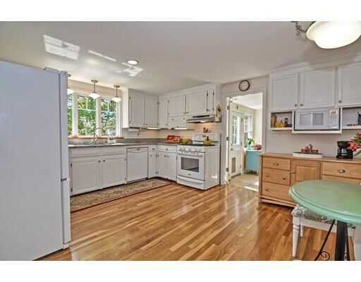 Property Photo:  31 Carty Cir  MA 01845 