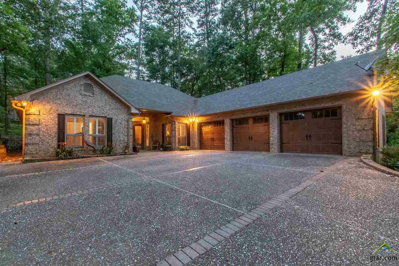 Property Photo:  1558 Tanglewood Dr. East  TX 75771 