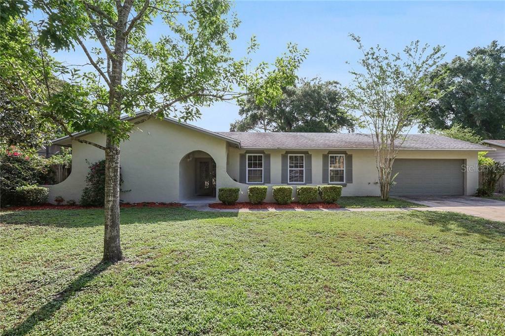 Property Photo: 120 Heather Hill FL 32750
