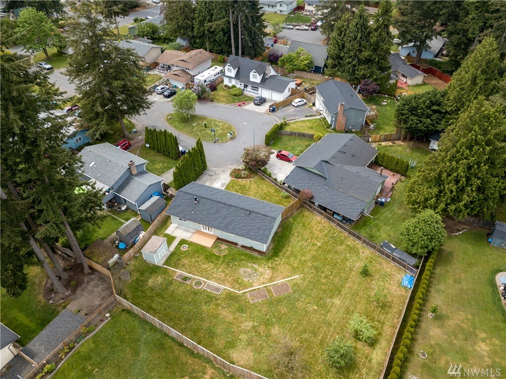 Property Photo:  11119 30th Dr SE  WA 98208 