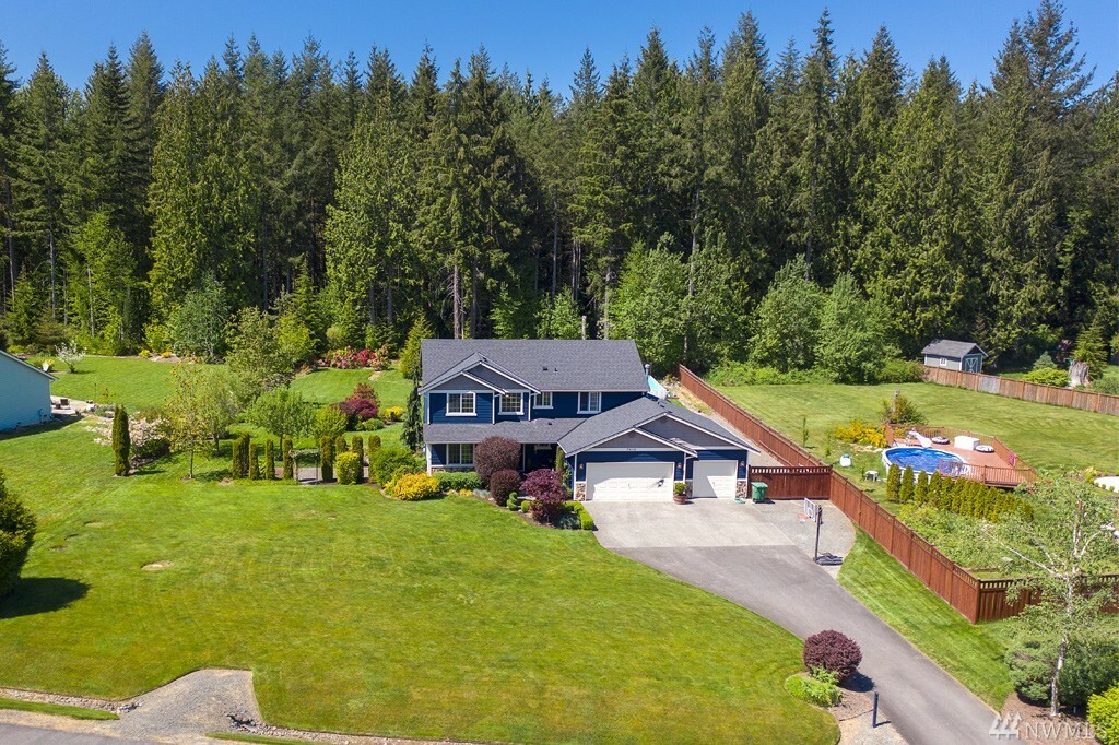 Property Photo:  7410 110th Ave NE  WA 98258 