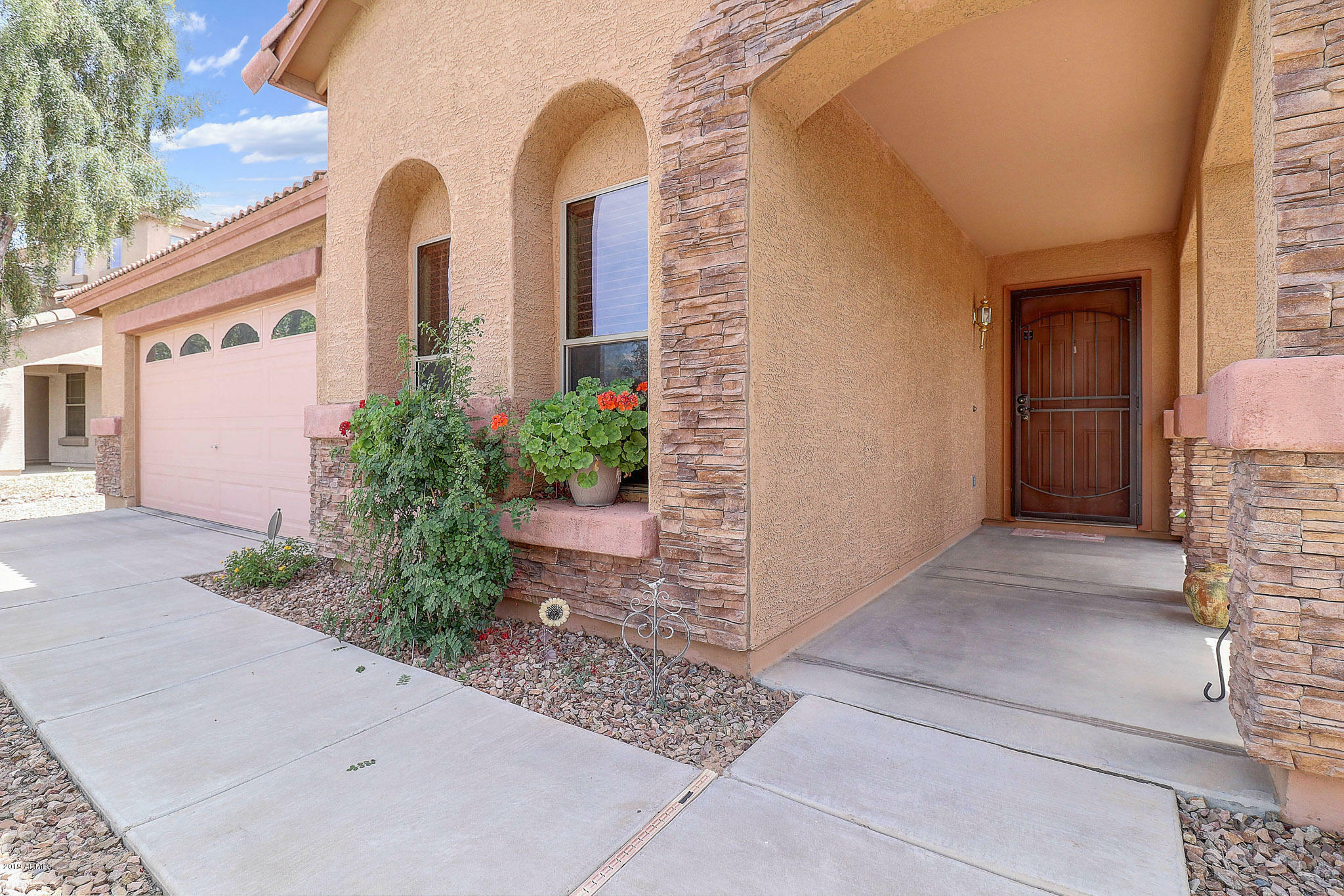 Property Photo:  9947 W Riverside Avenue  AZ 85353 