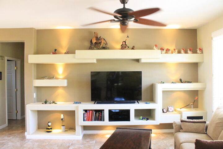 Property Photo: 15563 W Coral Pointe Drive AZ 85374