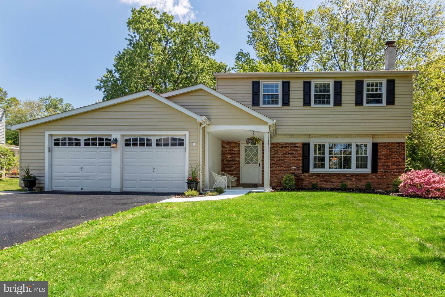 Property Photo: 51 Pine Avenue PA 18954