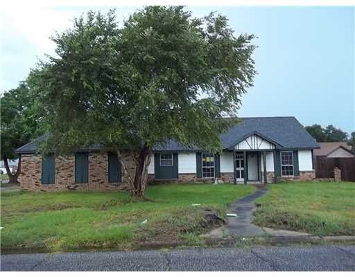 Property Photo: 201 Royal Drive MS 39560