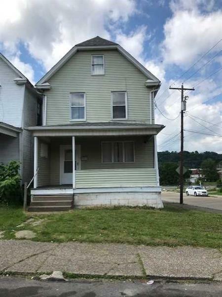 Property Photo:  1327 Kenneth Avenue  PA 15068 