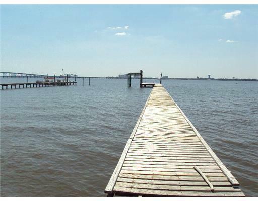 Property Photo: 239 Lovers Lane MS 39564