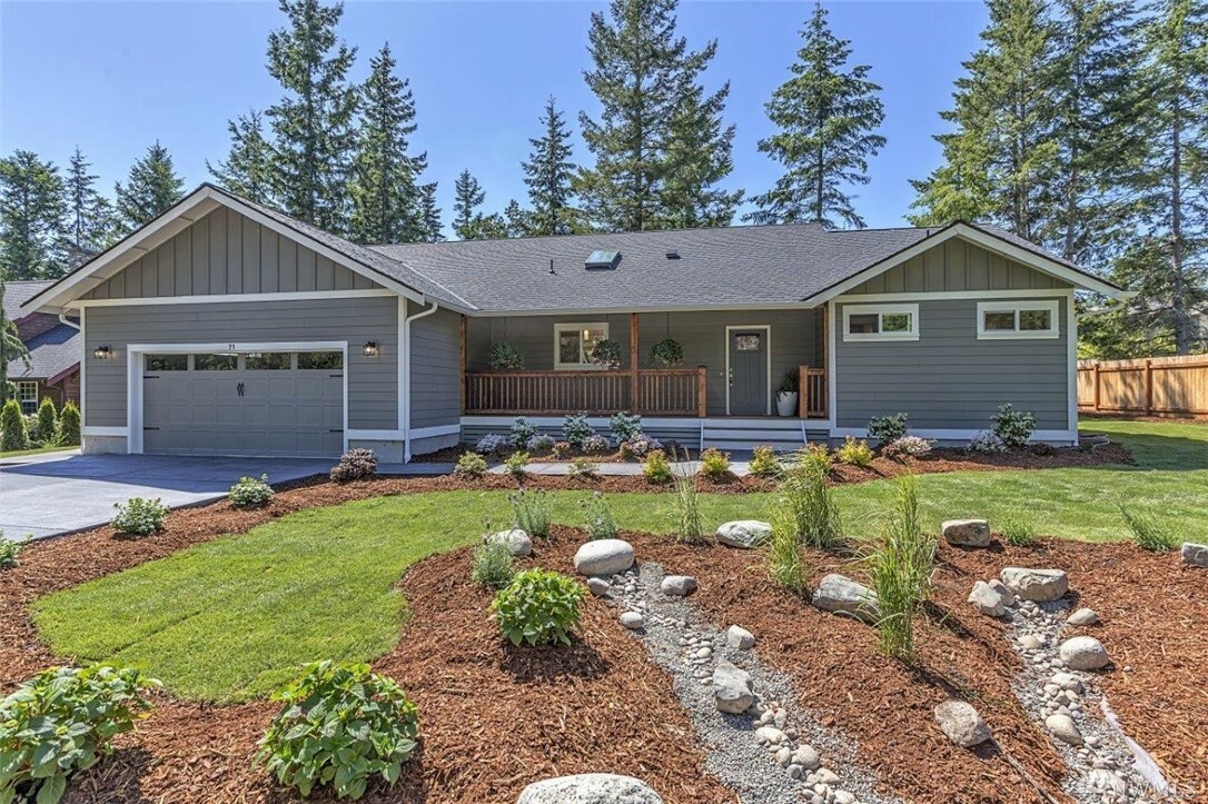 Property Photo:  71 Kruse St  WA 98368 