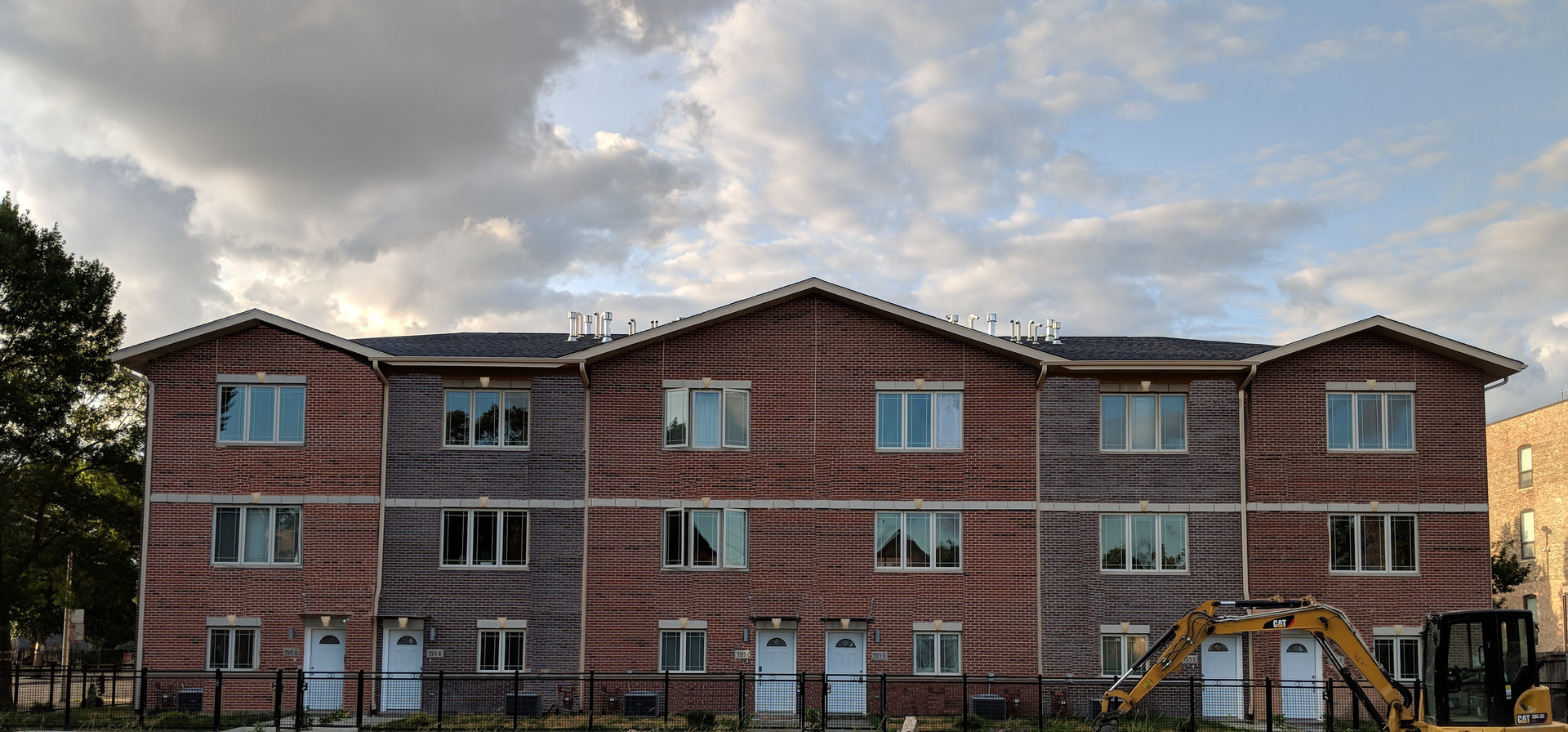 Property Photo: 3521 South Parnell Avenue F IL 60609