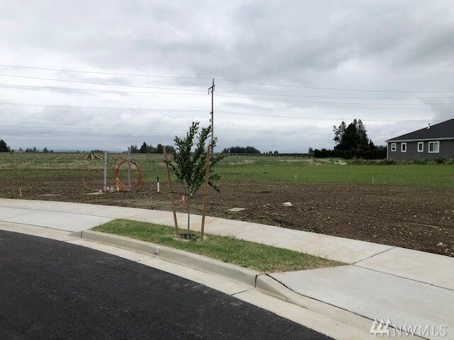 Property Photo:  2228 Berryman Lp  WA 98264 