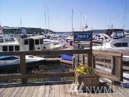 Property Photo:  6155 NE 175th St 412  WA 98028 