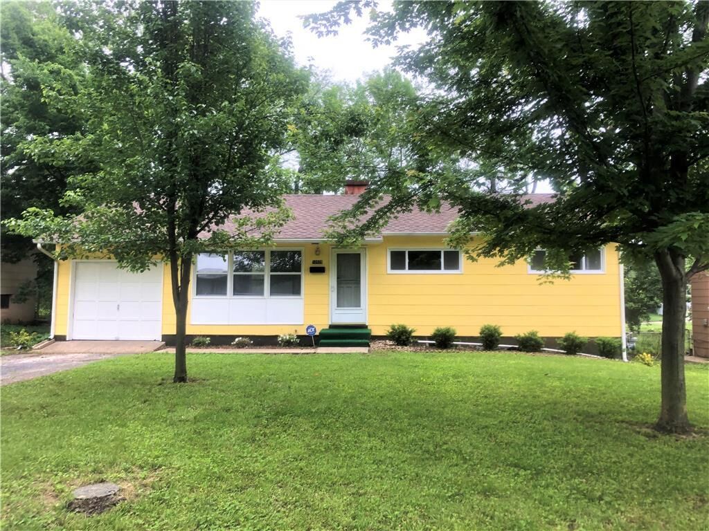 Property Photo: 10929 Bristol Terrace MO 64134