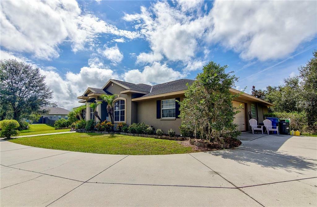 Property Photo: 23326 78th Avenue E FL 34251